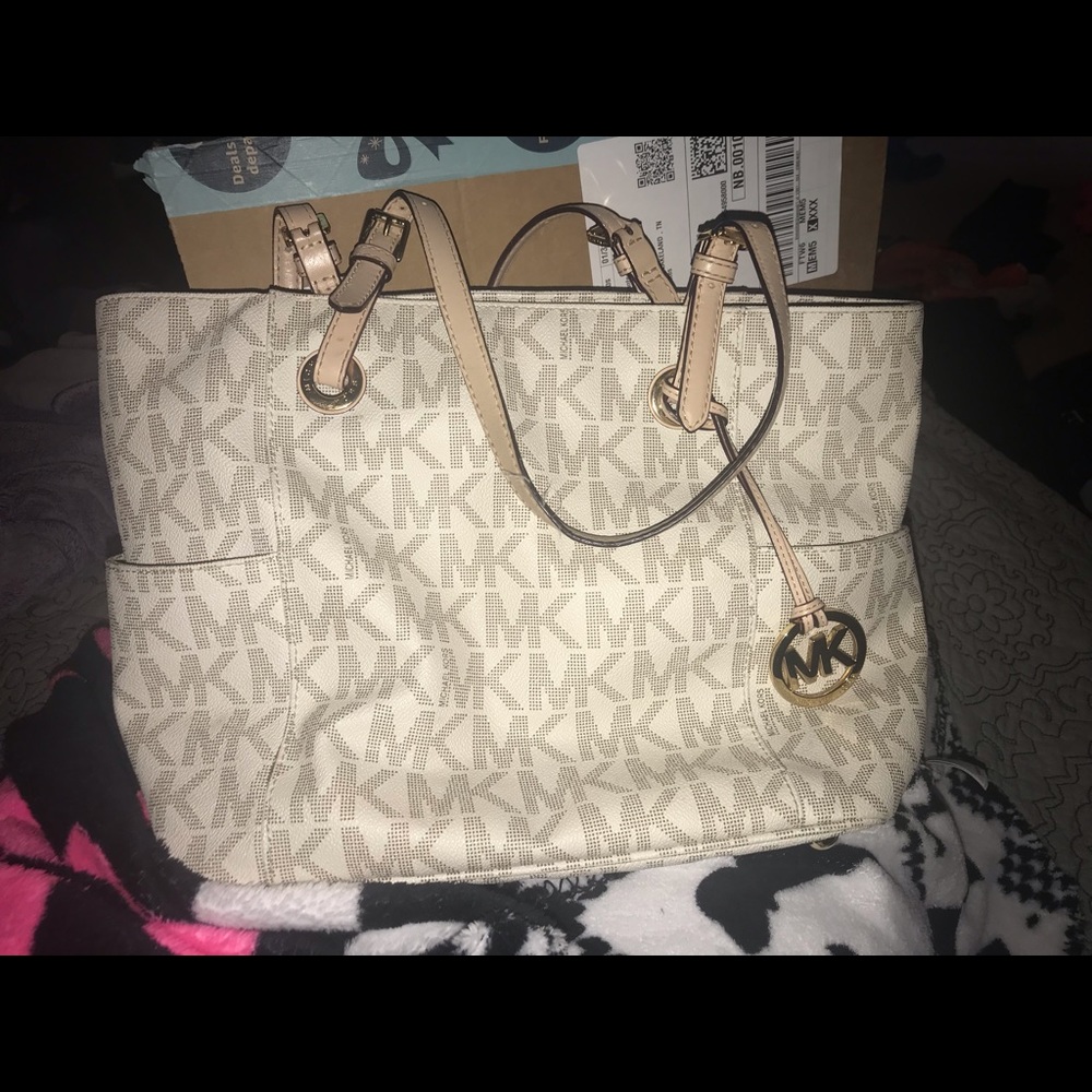 Michael Kors Purse!